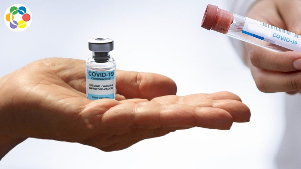 Lähikuva kädestä, joka pitelee lääkepulloa.